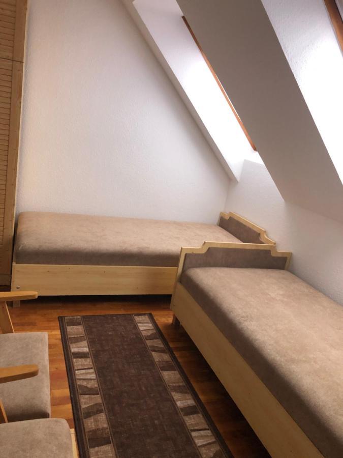 Mol-Ker-Vill Apartment Lenti Luaran gambar